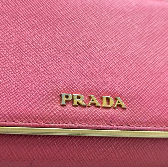 Pink Prada long wallet with gold bar - Picture 4 of 16